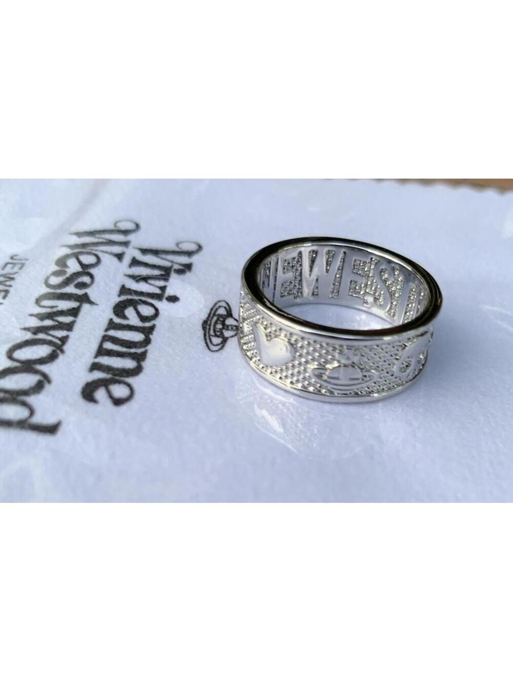 Vivienne Westwood Kingston Embossed-Motif Ring size 7 Orb Skull Saturn Heart